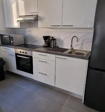 Beau Appartement T2 Saint-Georges-d'Esperanche Extérieur photo